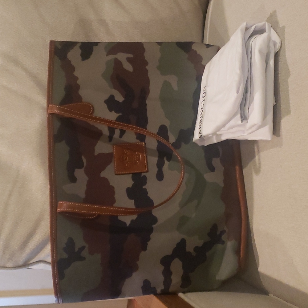 Barrington St. Anne Tote